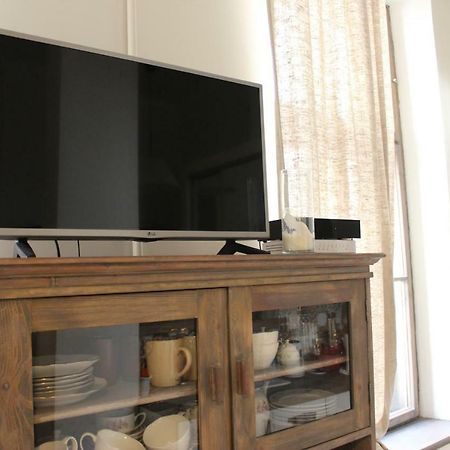 2 Room Apartment In Embasy Area リガ エクステリア 写真